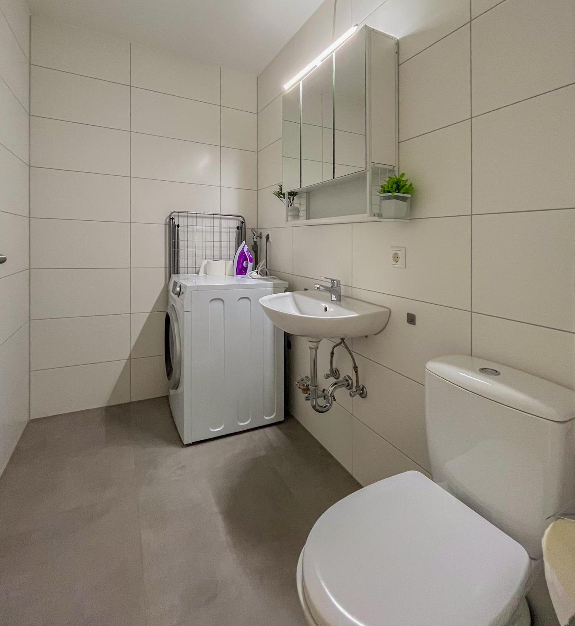 Rosenberg-Suites - Zentral, Stellplatz, Grosse Terasse, Business & Privat Гайльбронн Екстер'єр фото
